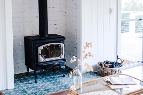 poêle dans un séjour